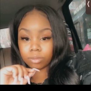 Meet your Posher, Ariel